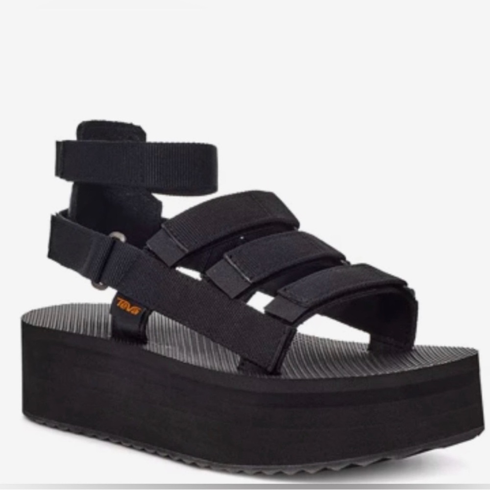 Teva Platform Mevia Sandal size 7